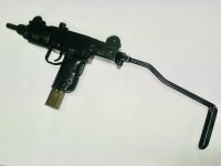 Mini UZI, r. 9mm Luger