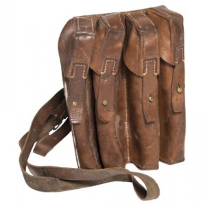 ARMYARMS.cz nabízí: Sumka na 4 zásobníky kožená