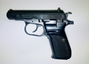 ARMYARMS.cz nabízí: ČZ 83 - 9 mm Brow.